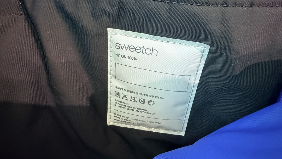 스위치 랩탑 노트북 가방 15인치 판매합니다 이미지