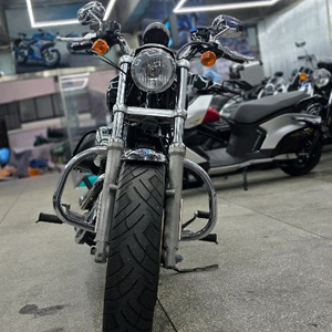 할리데이비슨 883 슈퍼로우 14년식 이미지