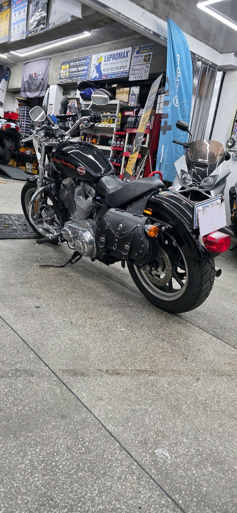 할리데이비슨 883 슈퍼로우 14년식 이미지