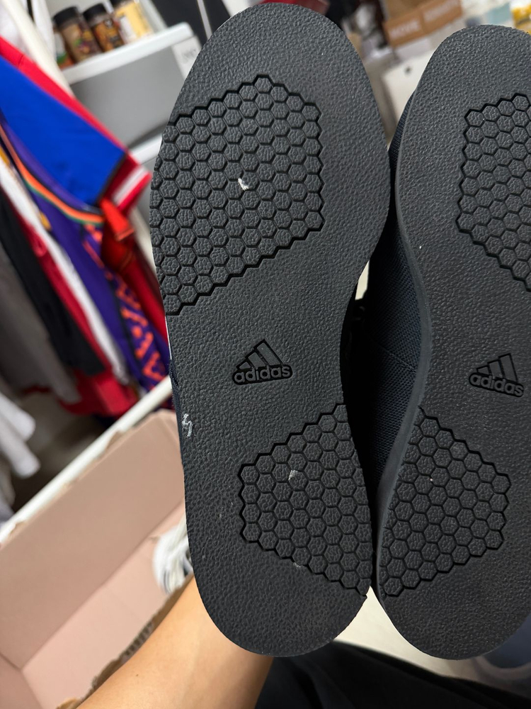 아디다스 파워리프트4 역도화 260 이미지