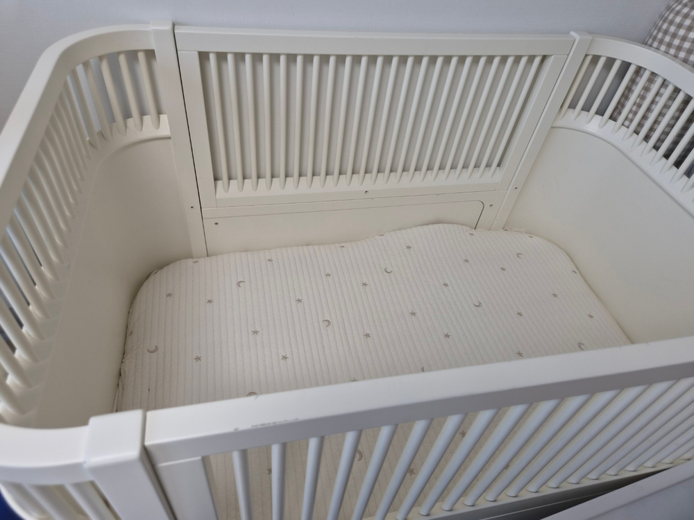 세브라 아기침대 이미지