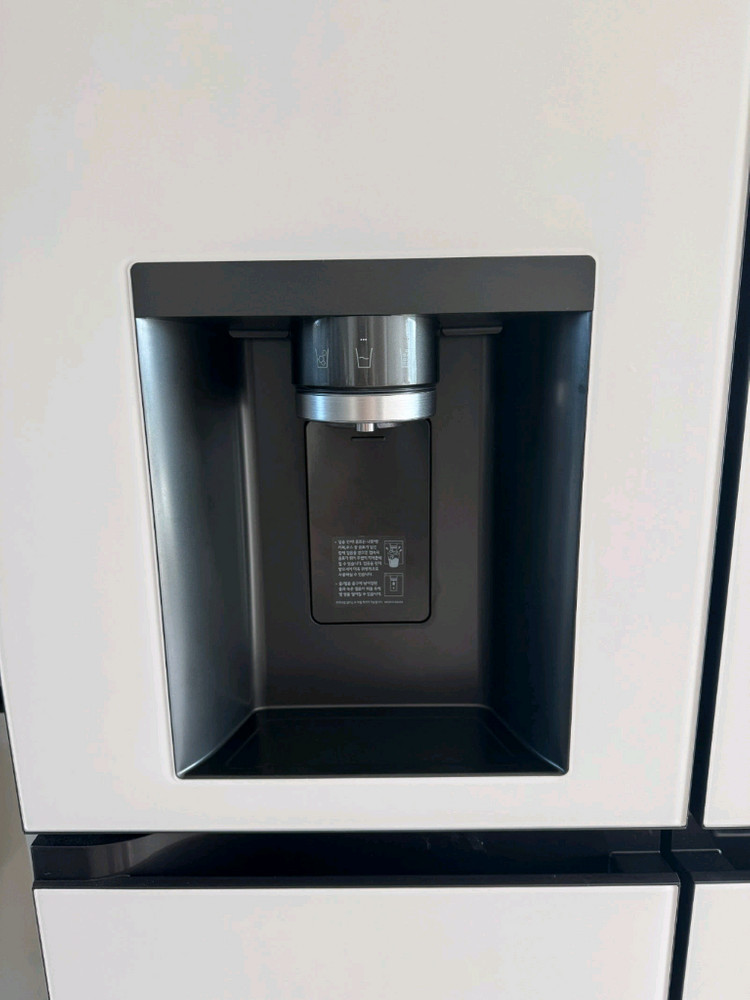 LG 디오스 오브제컬렉션 얼음정수 냉장고 (매직스페이스) 4도어 817L 이미지