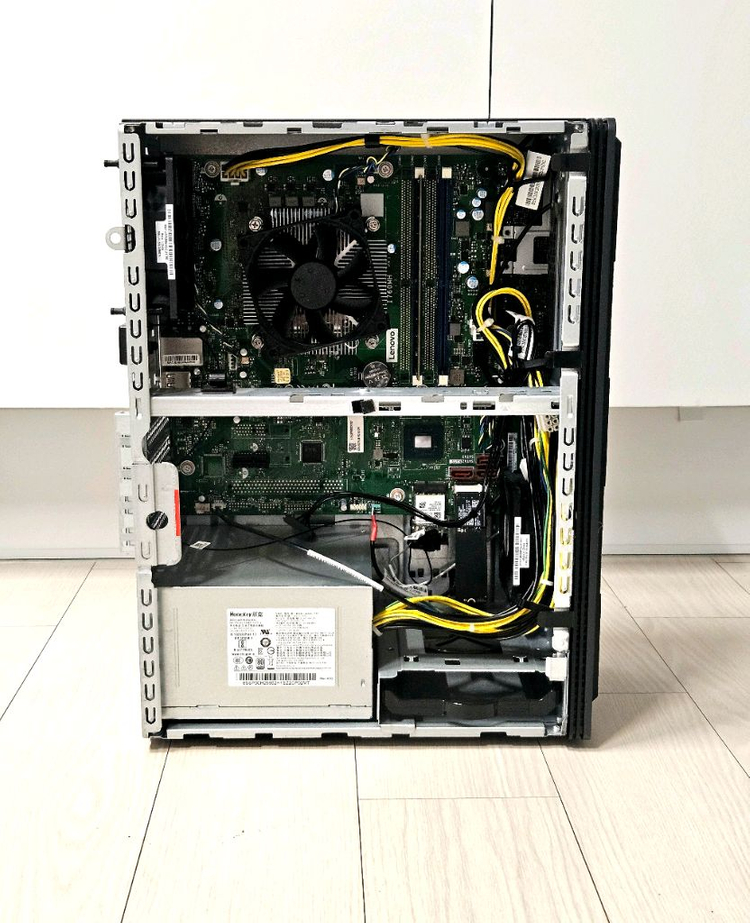 레노버 미니 PC 반본체 이미지