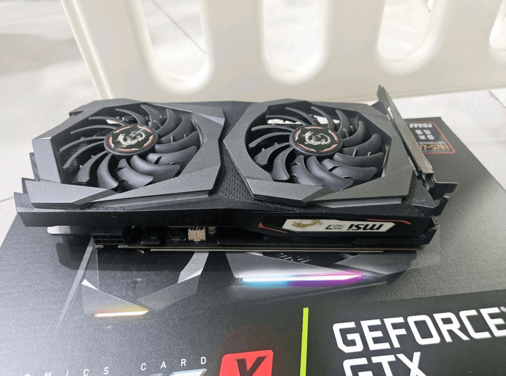 GTX 1660 SUPER 그래픽카드 이미지