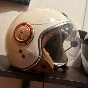 Beon 베온 반모 헬멧 사이즈 L 입니다. 이미지