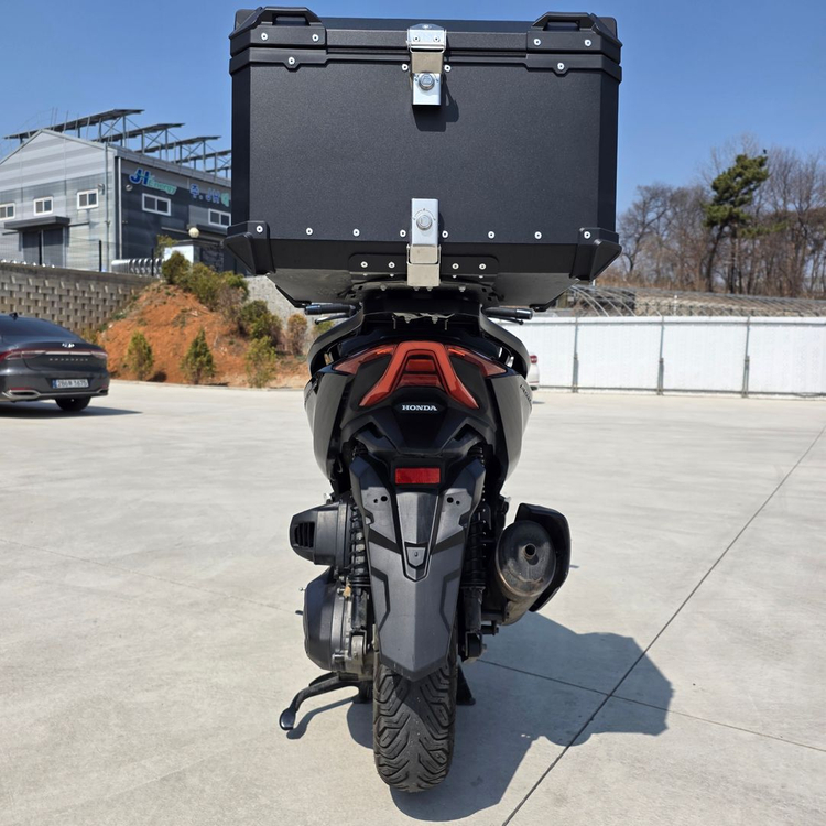 혼다 포르자350 25년 2만 깔끔한 배달세팅 바이크 판매합니다. 이미지