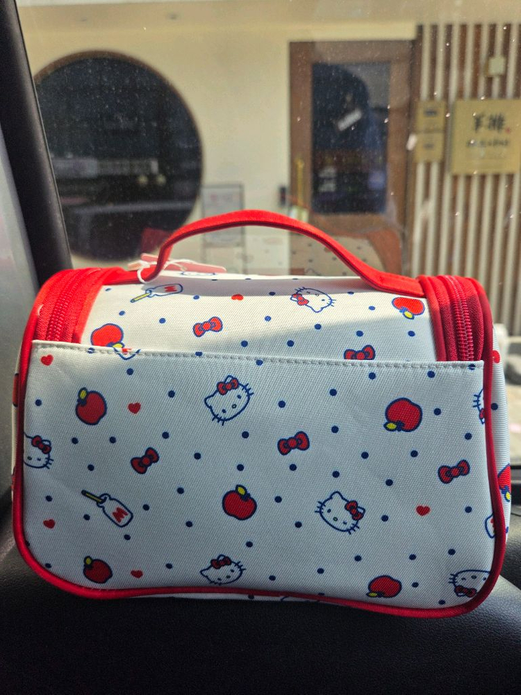 산리오 헬로키티 파우치,여행용 화장품 가방 이미지