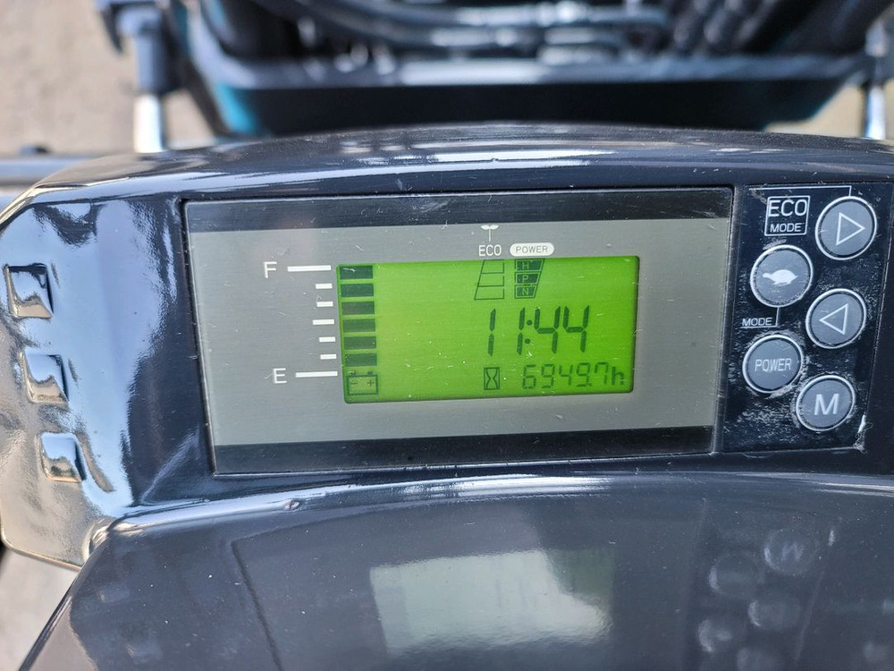 신차급 스미토모 2톤 복합형 전동지게차 판매 이미지