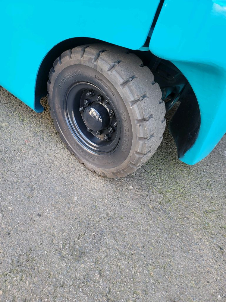 신차급 스미토모 2톤 복합형 전동지게차 판매 이미지