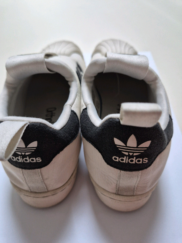 아디다스 210 운동화 이미지