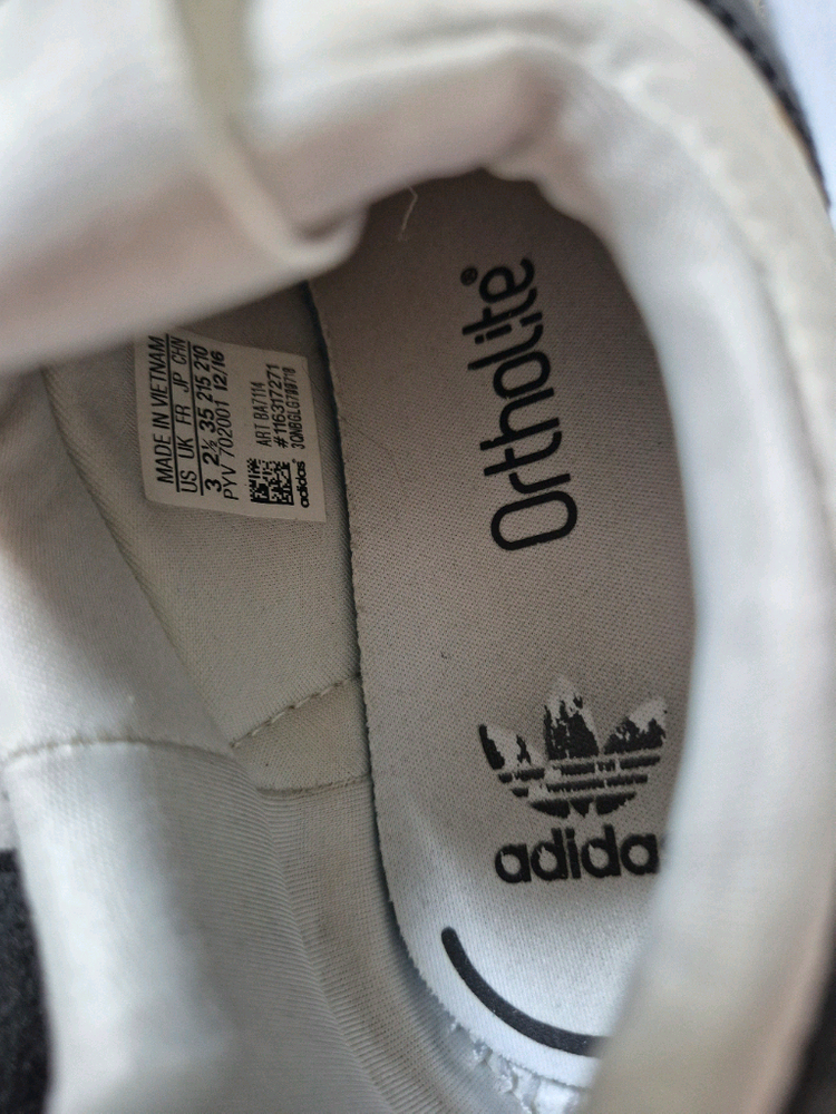 아디다스 210 운동화 이미지