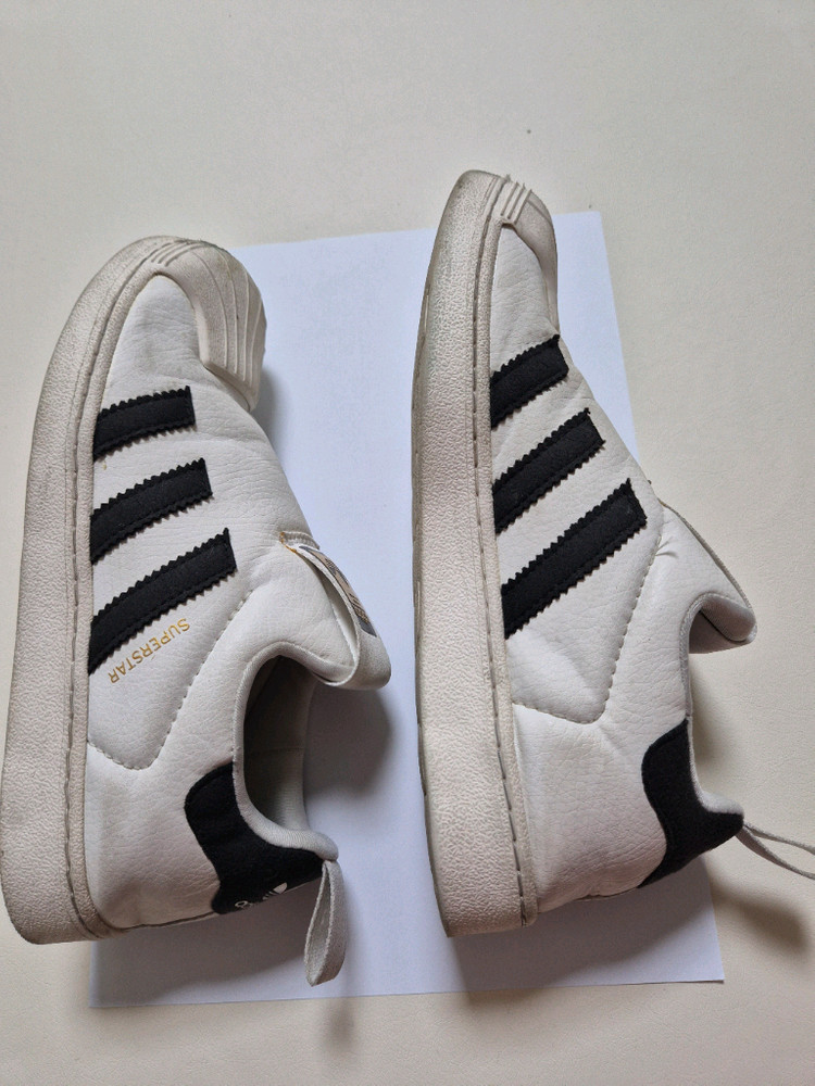 아디다스 210 운동화 이미지