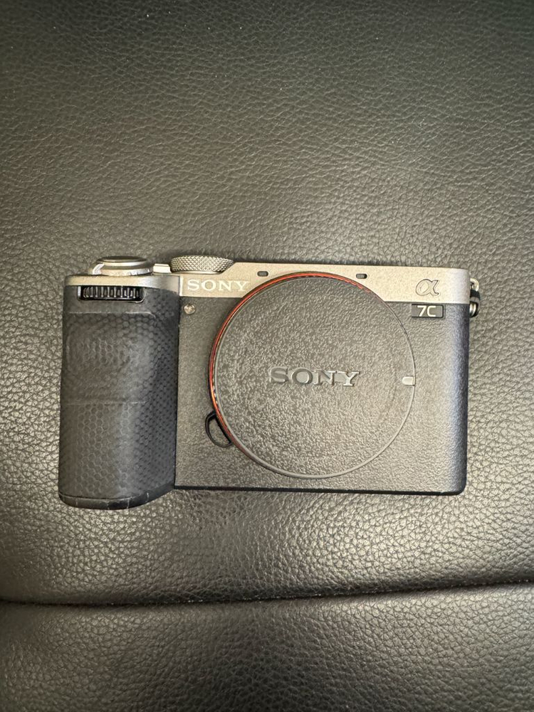 소니 A7C2 실버 민트급 풀박스 + 스킨 1000컷 이미지