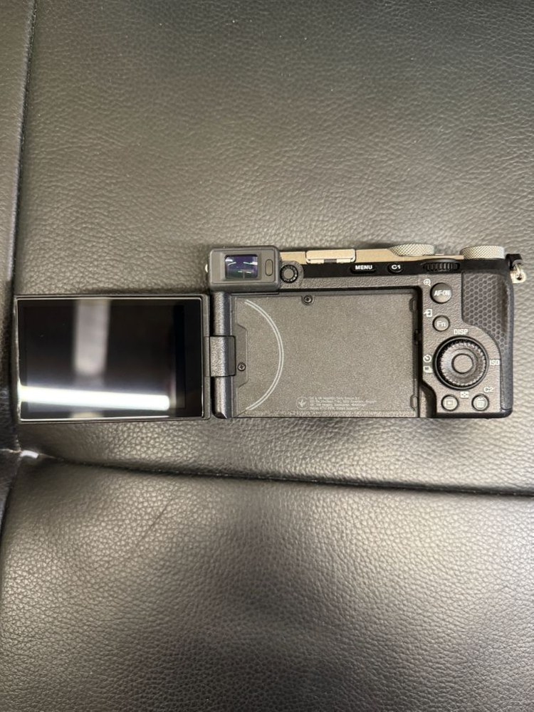 소니 A7C2 실버 민트급 풀박스 + 스킨 1000컷 이미지