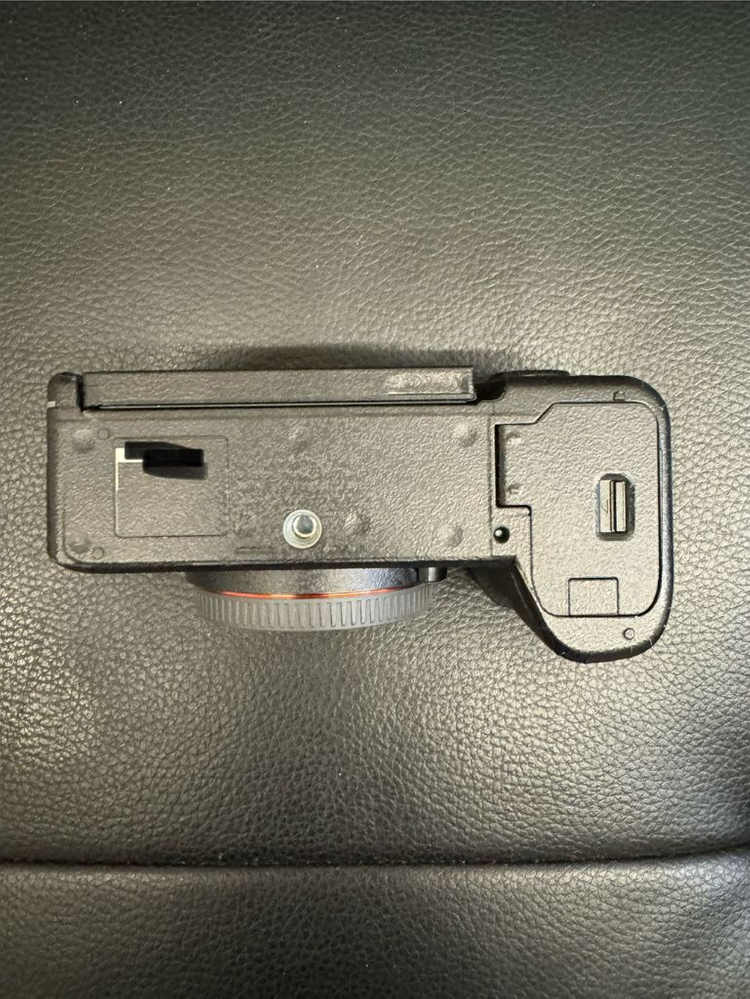 소니 A7C2 실버 민트급 풀박스 + 스킨 1000컷 이미지