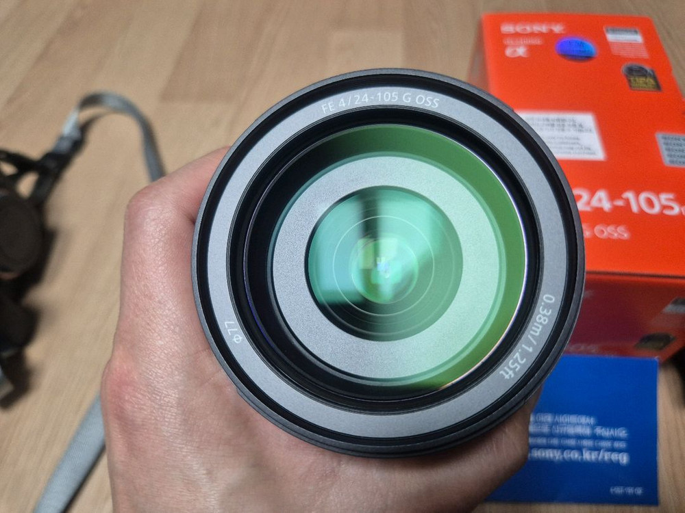 미러리스용 24-105mm F4 G OSS 렌즈(사진작례있음) 이미지