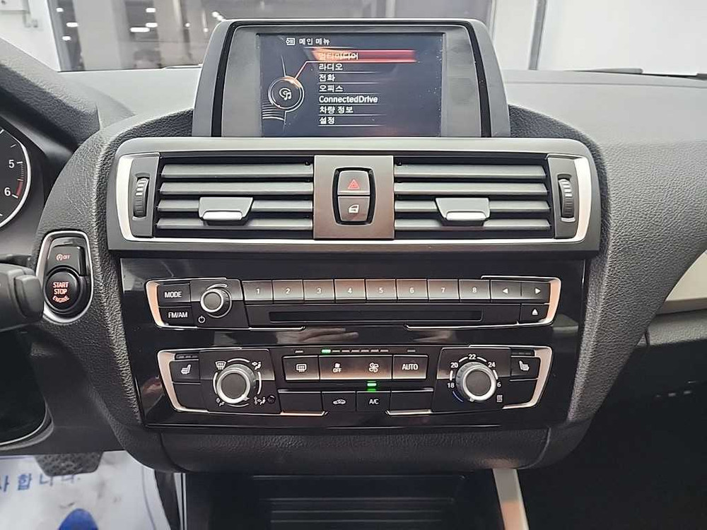 BMW 118d 5도어 조이 이미지