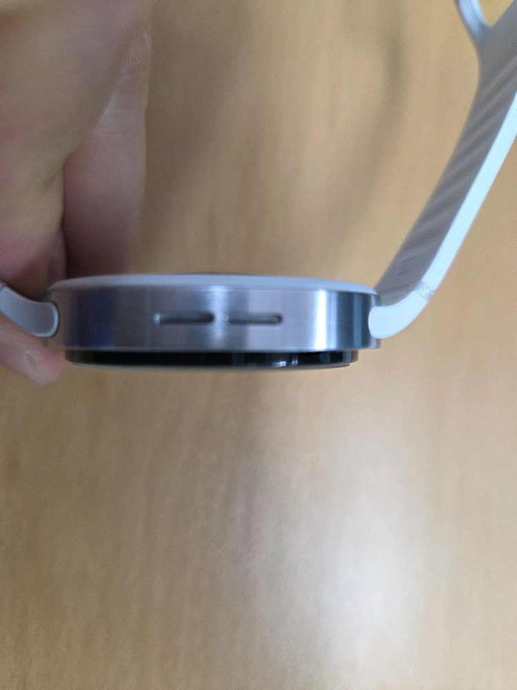 갤럭시 8 스마트 워치 40mm 화이트 밴드 이미지