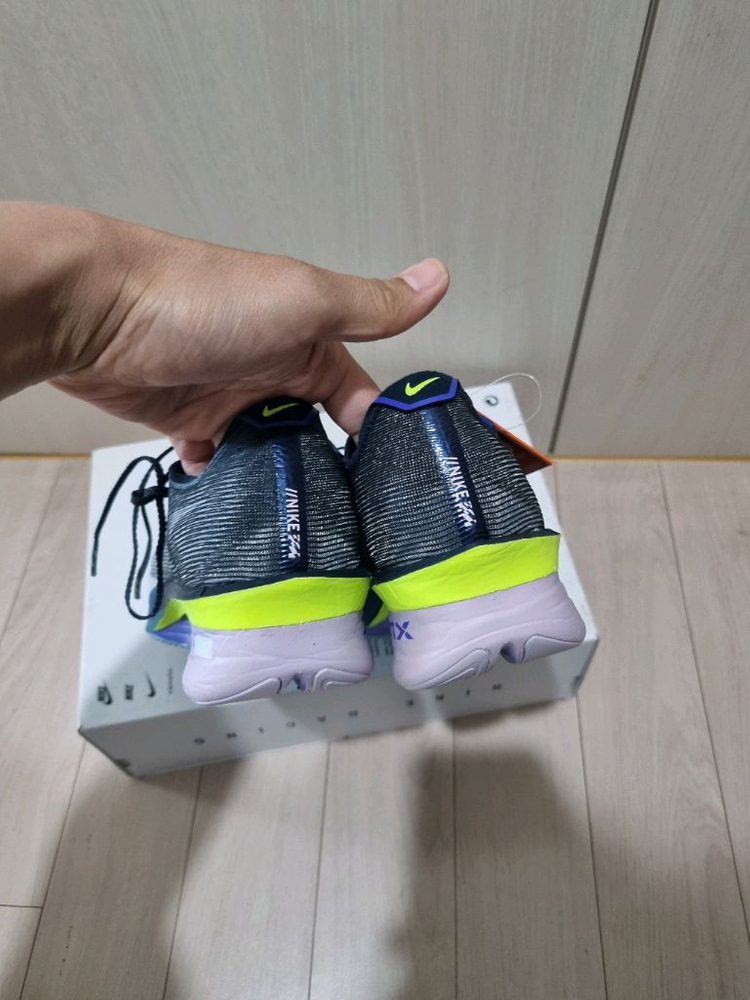 미시착새상품)) 나이키 줌베이퍼플라이4 러닝운동화 275 이미지