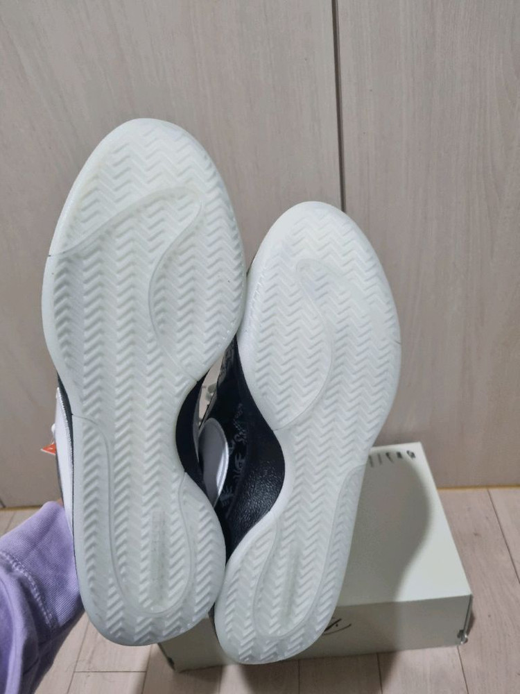 미시착새상품)) 나이키 북1 할로윈 농구화 275 이미지