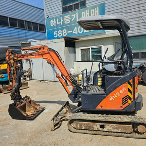 미니굴삭기 히타치 zx17 2007년식 코끼리집게장착 농장용 추천 굴착기 이미지