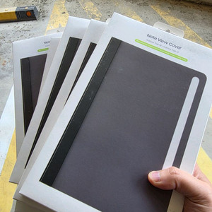 삼성정품 갤럭시탭 S7, S8 겸용 노트뷰 커버 새상품입니다미개봉 박스 그대로 드려요 이미지