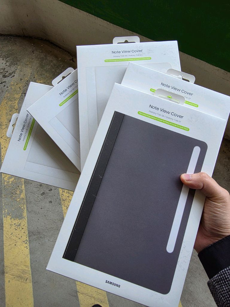 삼성정품 갤럭시탭 S7, S8 겸용 노트뷰 커버 새상품입니다미개봉 박스 그대로 드려요 이미지