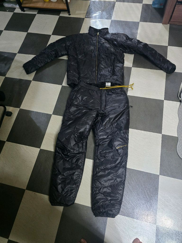 시마노 리미티드프로 방한내피 구스다운 이미지