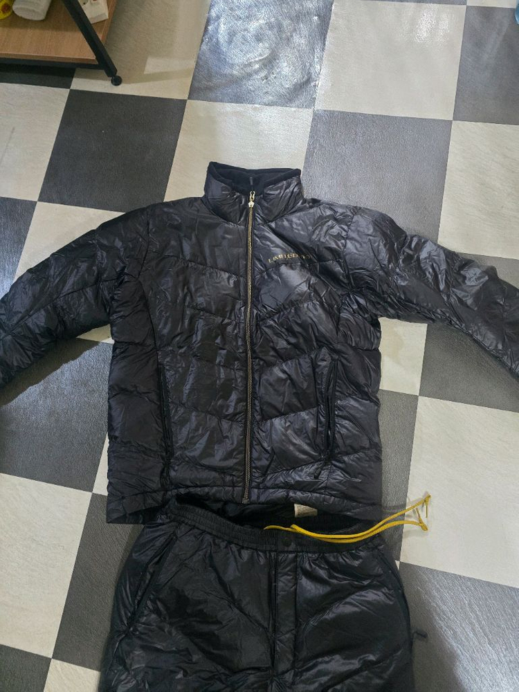 시마노 리미티드프로 방한내피 구스다운 이미지