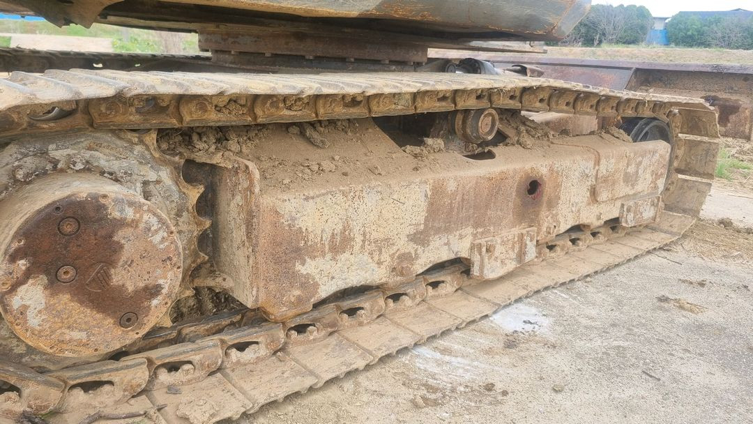 볼보02굴삭기 이미지