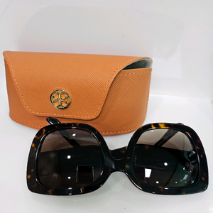 토리버치썬글 이미지