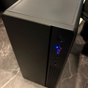 AMD 라이젠 5 5600G 미니 데스크탑 본체 이미지