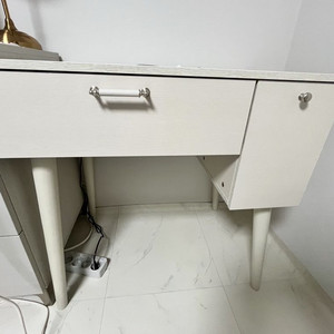 리바트 데일리 화장대 거울X 이미지