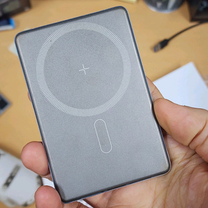 맥세이프 무선충전 보조 외장 배터리 / 5000mAh 이미지