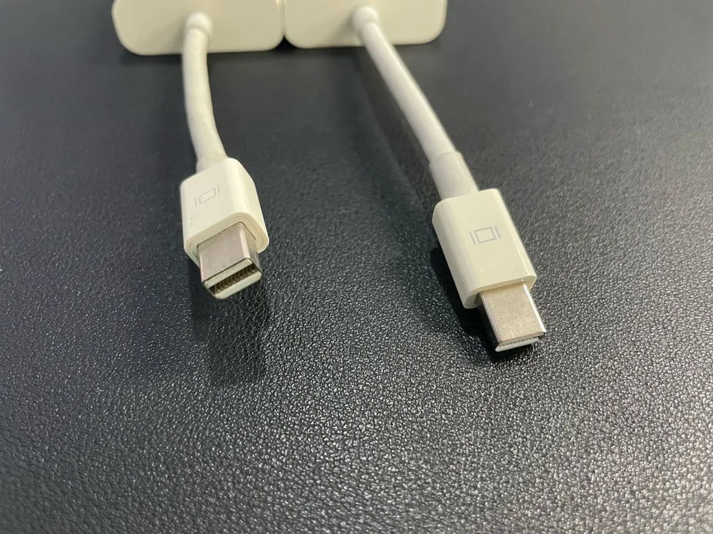 애플 미니디스플레이 어댑터(HDMI, VGA) 이미지