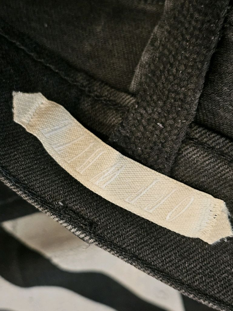 오프화이트 블랙 슬림핏 청바지 32사이즈 이미지