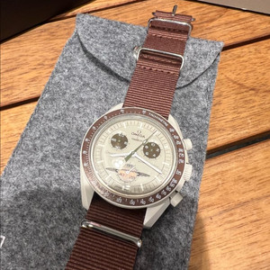 오메가 스와치 문스와치 토성 새턴 신품판매합니다 이미지