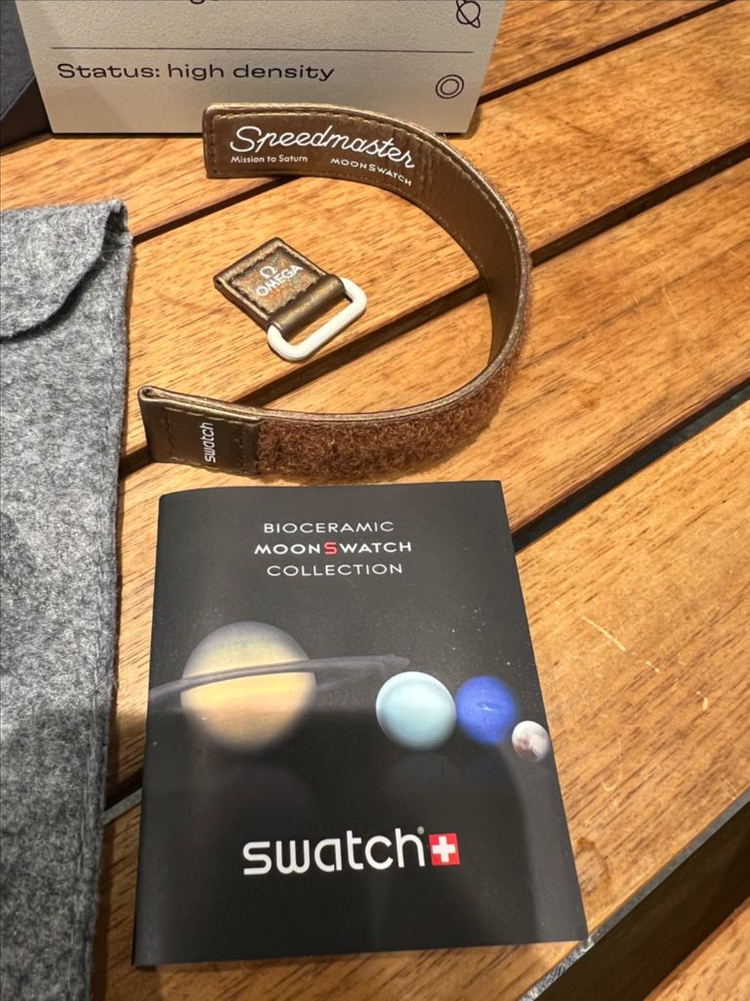 오메가 스와치 문스와치 토성 새턴 신품판매합니다 이미지