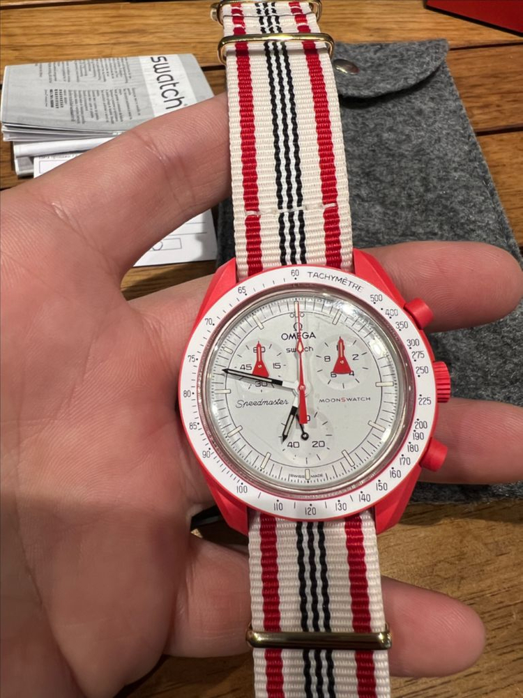 오메가 스와치 문스와치 미션 투 마스 화성 신품판매합니다. 이미지