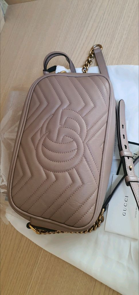 구찌 마몬트 마틀라세 스몰 크로스백 정품S급(감정O)구찌프라다루이비통디올고야드샤넬셀린느보테가생로랑발렌시아가버버리가방 이미지