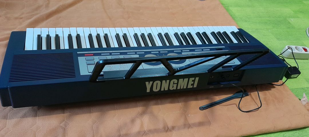 용메이 61key 디지털 피아노 YM-6100 39990원 이미지