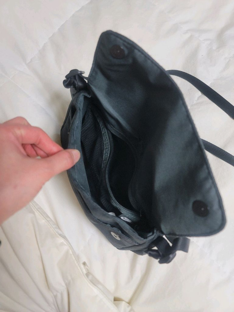 나이키 크로스백 이미지