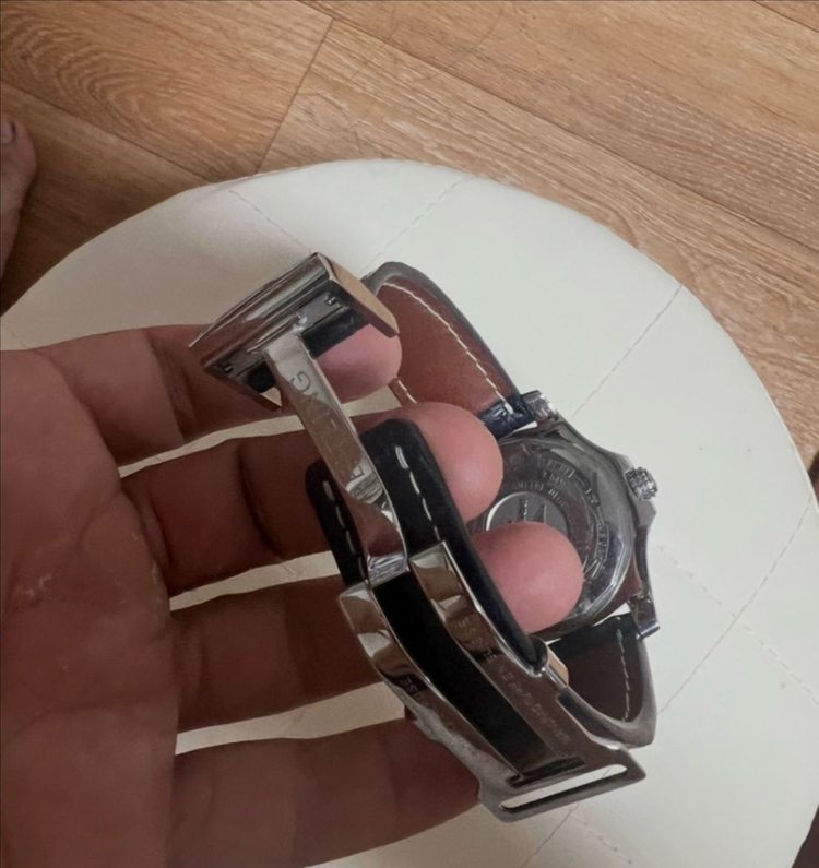 브라이틀링 어벤져2 GMT 청판 이미지