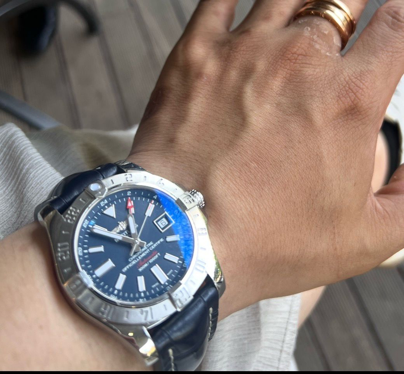 브라이틀링 어벤져2 GMT 청판 이미지