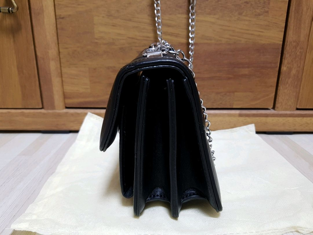 새상품급)코치 다이아퀼팅 크로스백 이미지