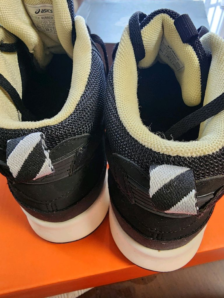 아식스 러닝 운동화 250 이미지