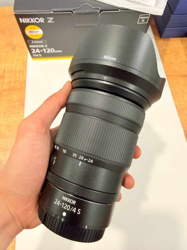 NIKKOR Z 24-120mm f4 S 렌즈 Z 마운트 이미지