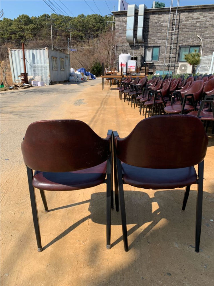 카페 독서실 식당의자 80개 이미지