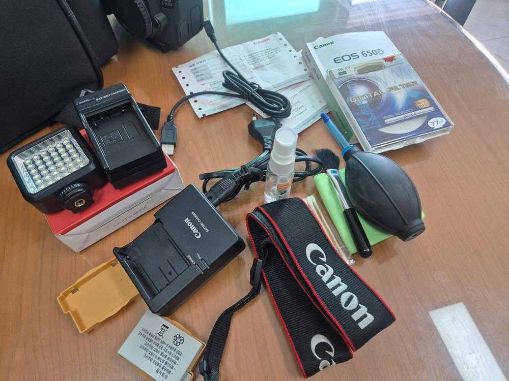 캐논 EOS 650D 본체 + 축복렌즈 DSLR 카메라 세트 이미지