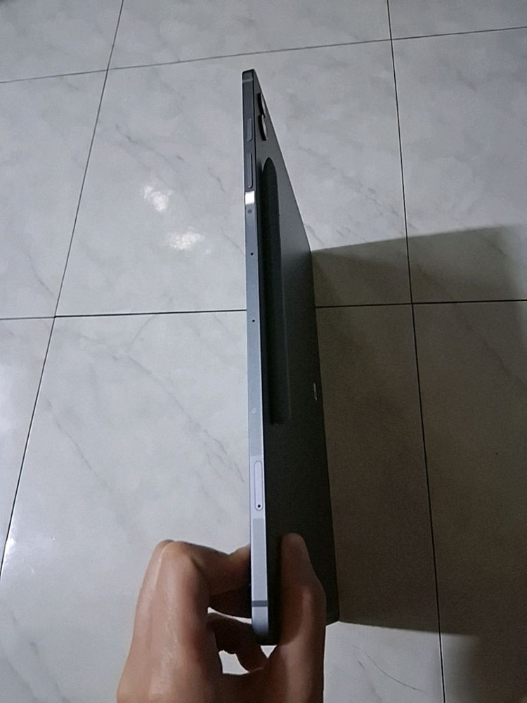 삼성 갤럭시 탭 S9 FE+ 실버 128GB 이미지